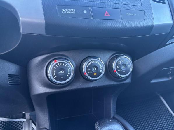 Mitsubishi Outlander II Рестайлинг с пробегом 2011 года, цена 1 175 000 рублей, 218584 км, внедорожник, Автокод Объявления