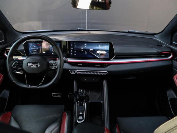 Geely Coolray I Рестайлинг с пробегом 2023 года, цена 2 290 000 рублей, 40732 км, внедорожник, Автокод Объявления