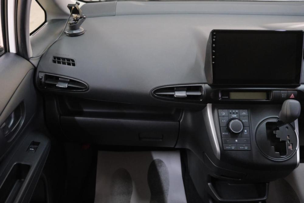Toyota Wish II Рестайлинг Омск  - изображение 17