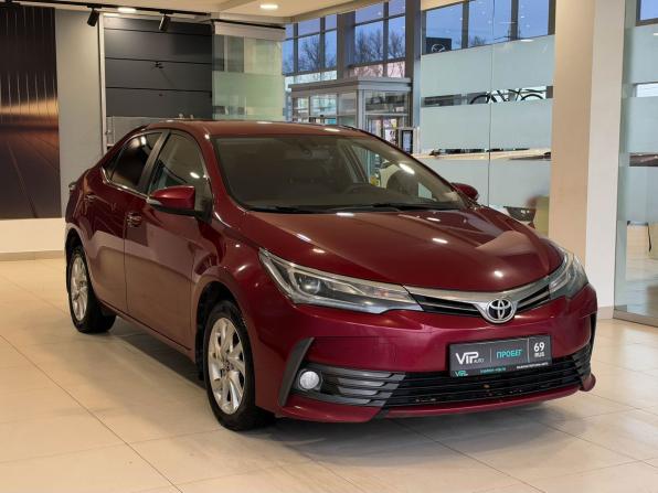Toyota Corolla XI (E160 E170 E180) Рестайлинг 1 с пробегом 2017 года, цена 1 675 000 рублей, 155680 км, седан, Автокод Объявления