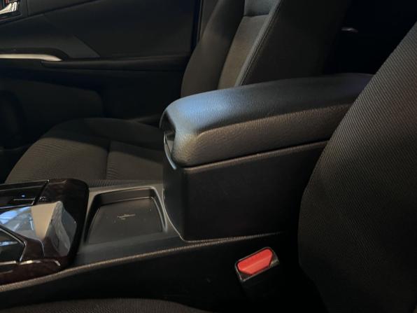 Toyota Camry VII (XV50) Рестайлинг с пробегом 2014 года, цена 1 960 000 рублей, 140453 км, седан, Автокод Объявления