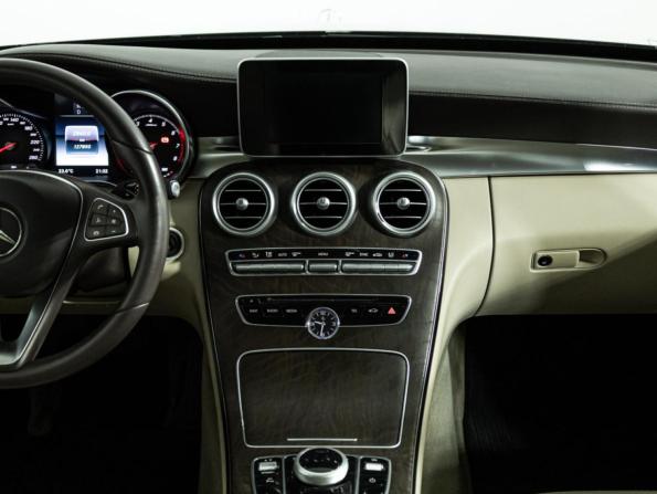 Mercedes-Benz C-Класс IV (W205) с пробегом 2015 года, цена 2 025 000 рублей, 127775 км, седан, Автокод Объявления