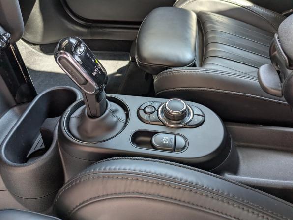 Mini Countryman II Рестайлинг с пробегом 2022 года, цена 3 915 000 рублей, 48277 км, внедорожник, Автокод Объявления