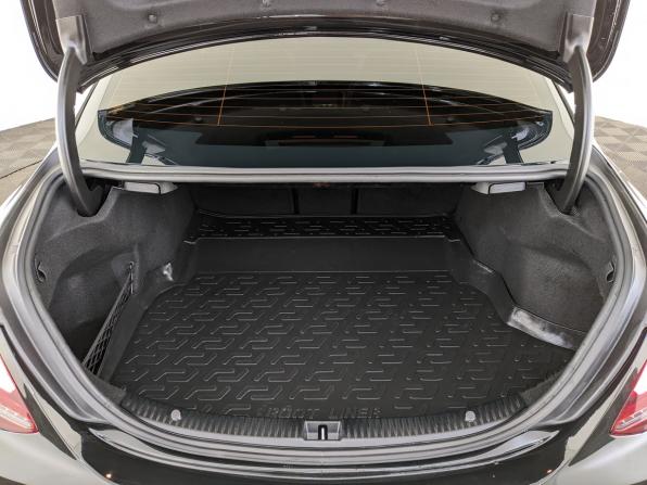 Mercedes-Benz C-Класс IV (W205) Рестайлинг с пробегом 2019 года, цена 2 766 000 рублей, 92328 км, седан, Автокод Объявления