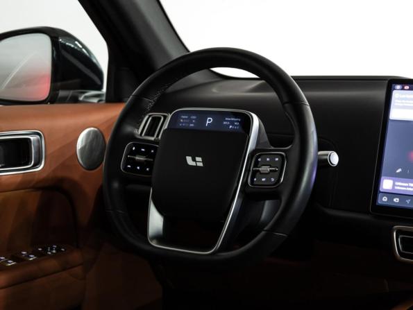 Li Auto (Lixiang) L7 I с пробегом 2023 года, цена 5 550 000 рублей, 58425 км, внедорожник, Автокод Объявления