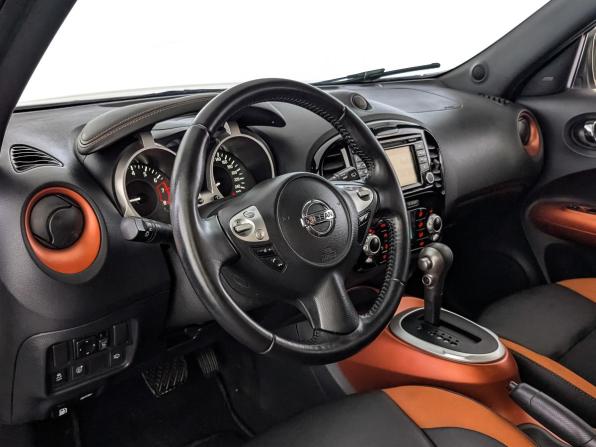 Nissan Juke I Рестайлинг с пробегом 2018 года, цена 1 275 000 рублей, 192377 км, внедорожник, Автокод Объявления