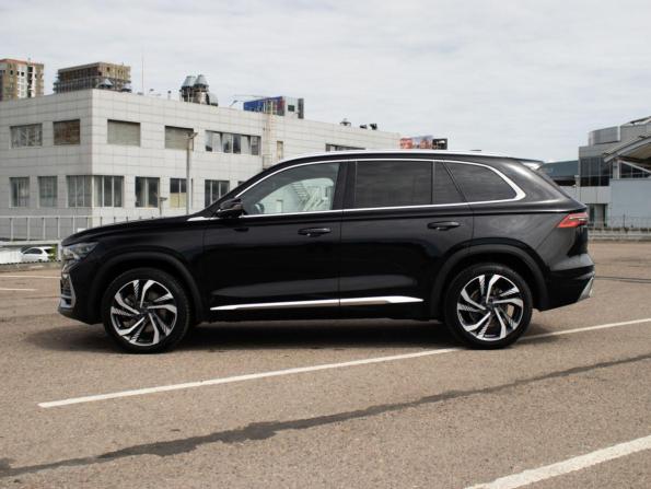 Geely Monjaro I с пробегом 2024 года, цена 3 498 000 рублей, 44800 км, внедорожник, Автокод Объявления