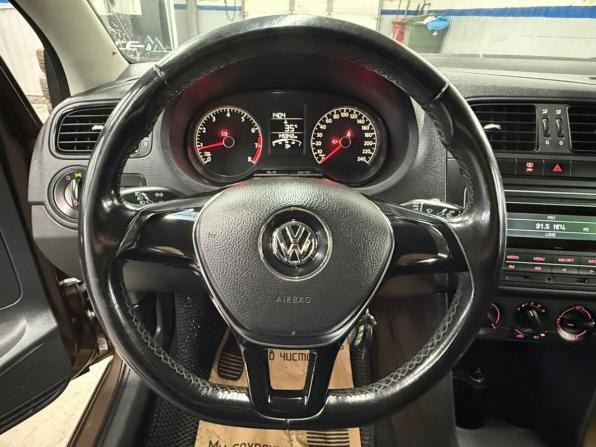 Volkswagen Polo V Рестайлинг с пробегом 2015 года, цена 829 000 рублей, 145896 км, седан, Автокод Объявления