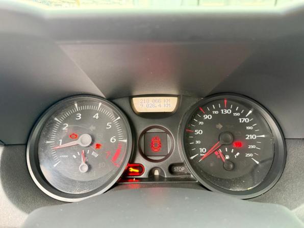Renault Megane II Рестайлинг с пробегом 2008 года, цена 290 000 рублей, 215000 км, седан, Автокод Объявления