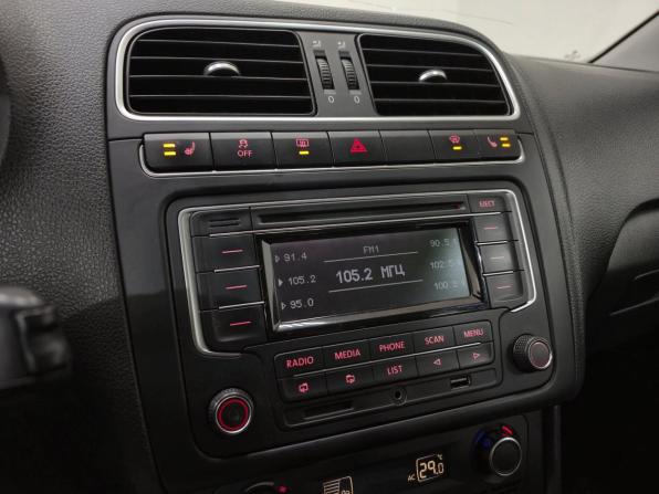 Volkswagen Polo V с пробегом 2014 года, цена 830 000 рублей, 127664 км, седан, Автокод Объявления