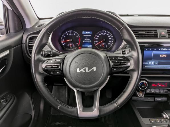 Kia Rio IV Рестайлинг с пробегом 2021 года, цена 1 650 000 рублей, 53811 км, седан, Автокод Объявления