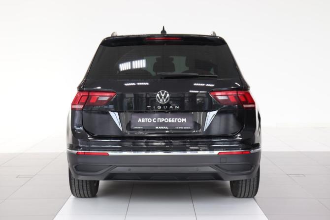 Volkswagen Tiguan II Рестайлинг с пробегом 2021 года, цена 2 081 000 рублей, 158850 км, внедорожник, Автокод Объявления
