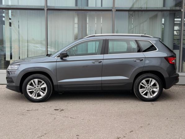 Skoda Karoq I с пробегом 2021 года, цена 2 649 000 рублей, 76000 км, внедорожник, Автокод Объявления