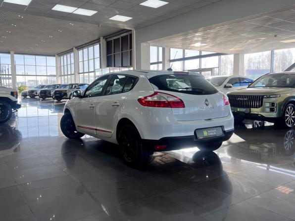 Renault Megane III Рестайлинг с пробегом 2013 года, цена 590 000 рублей, 228410 км, хэтчбек, Автокод Объявления