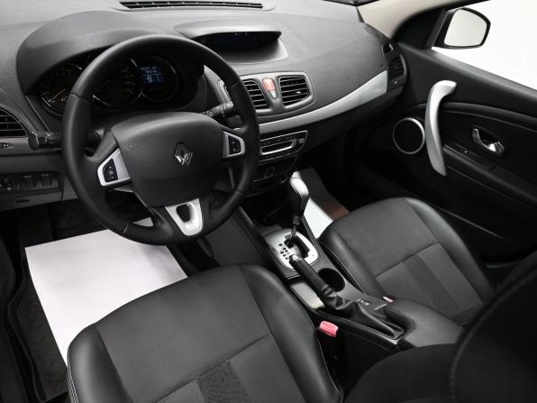 Renault Megane III с пробегом 2011 года, цена 850 000 рублей, 115279 км, хэтчбек, Автокод Объявления