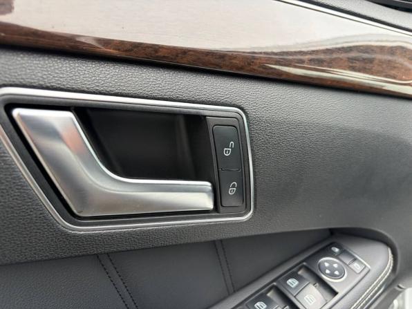 Mercedes-Benz E-Класс IV (W212 S212 C207) с пробегом 2012 года, цена 1 350 000 рублей, 411000 км, седан, Автокод Объявления