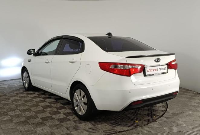 Kia Rio III с пробегом 2014 года, цена 910 000 рублей, 98700 км, седан, Автокод Объявления