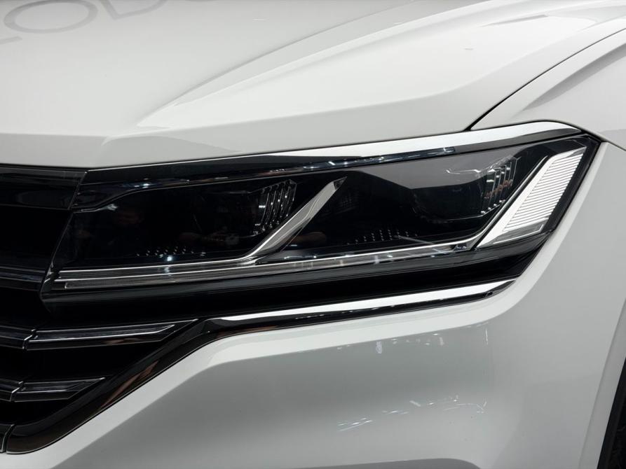 Volkswagen Touareg III Рестайлинг Москва  - изображение 24
