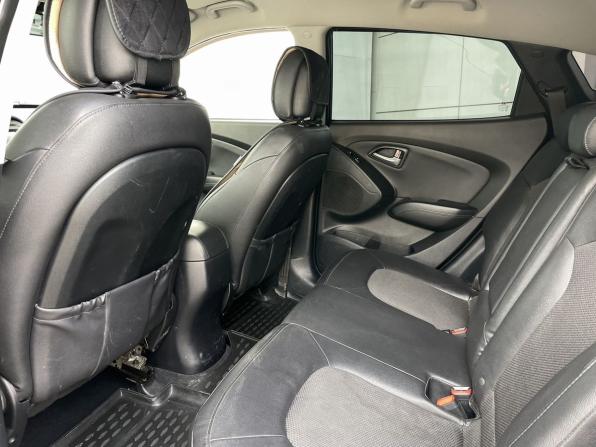 Hyundai ix35 I Рестайлинг с пробегом 2015 года, цена 1 298 000 рублей, 198378 км, внедорожник, Автокод Объявления