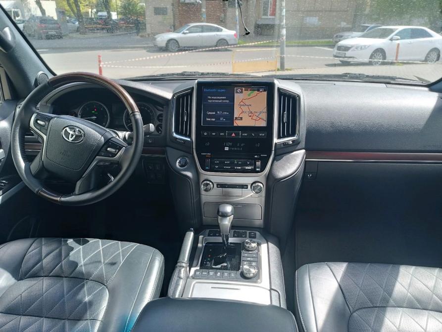 Toyota Land Cruiser 200 Series Рестайлинг 2 Ростов-на-Дону  - изображение 11