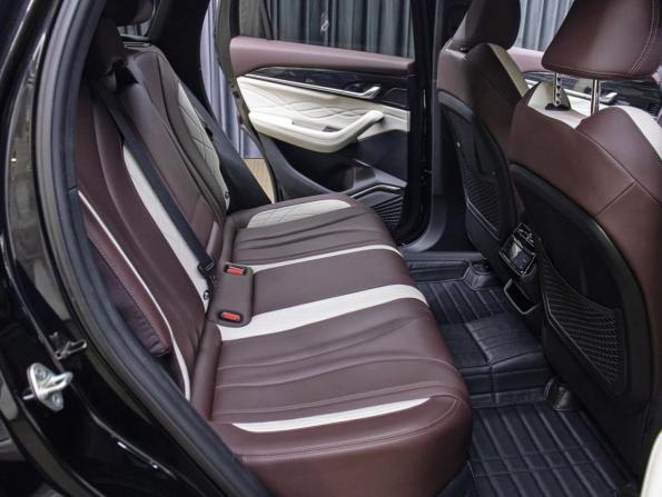 Geely Monjaro I с пробегом 2023 года, цена 3 098 000 рублей, 47074 км, внедорожник, Автокод Объявления
