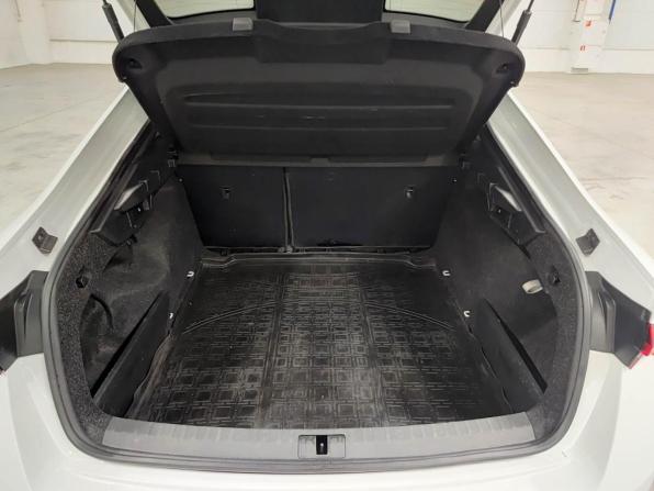 Skoda Octavia IV (A8) с пробегом 2022 года, цена 2 829 000 рублей, 46801 км, лифтбек, Автокод Объявления