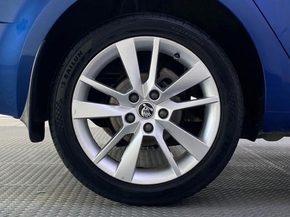 Skoda Octavia III (A7) Рестайлинг с пробегом 2018 года, цена 1 820 000 рублей, 145001 км, лифтбек, Автокод Объявления