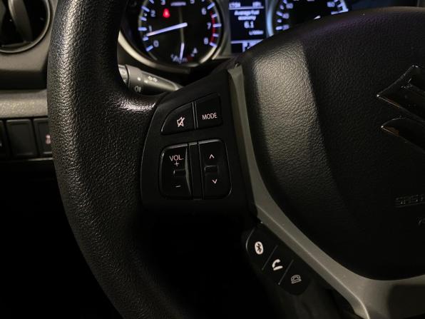 Suzuki Vitara II Рестайлинг с пробегом 2021 года, цена 1 711 000 рублей, 56022 км, внедорожник, Автокод Объявления