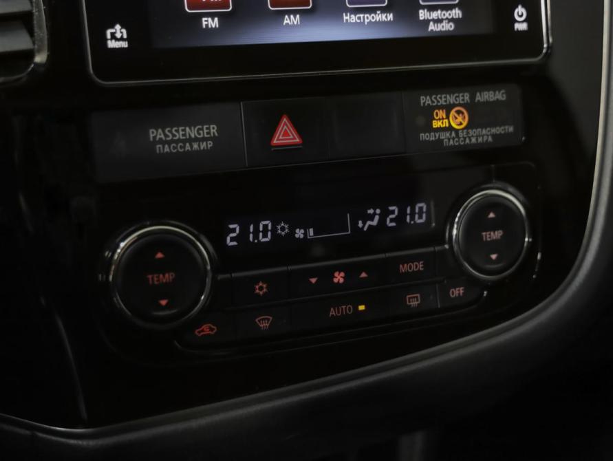 Mitsubishi Outlander III Рестайлинг 3 Санкт-Петербург  - изображение 17