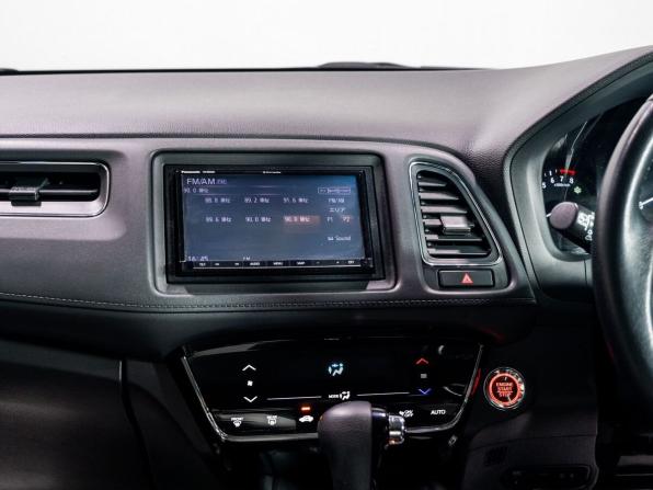 Honda Vezel I Рестайлинг с пробегом 2018 года, цена 1 875 000 рублей, 96924 км, внедорожник, Автокод Объявления
