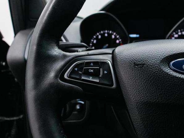 Ford Kuga II Рестайлинг с пробегом 2018 года, цена 1 449 000 рублей, 140866 км, внедорожник, Автокод Объявления