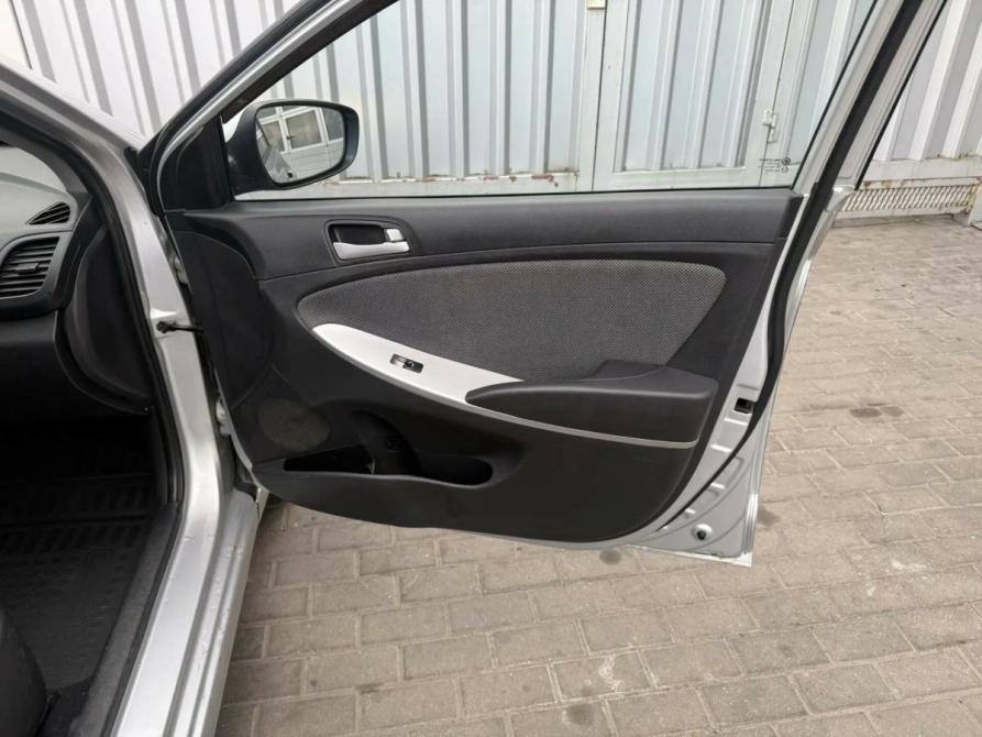 Hyundai Solaris I Ростов-на-Дону  - изображение 18