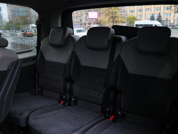 Volkswagen Multivan T7 с пробегом 2022 года, цена 5 870 000 рублей, 83948 км, минивэн, Автокод Объявления