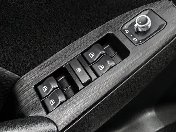 Haval Jolion I Рестайлинг с пробегом 2024 года, цена 1 545 000 рублей, 121053 км, внедорожник, Автокод Объявления