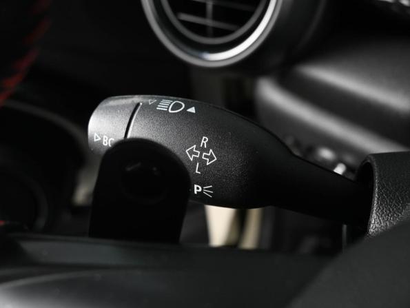 Mini Hatch III (F55/F56) с пробегом 2016 года, цена 2 229 000 рублей, 191512 км, хэтчбек, Автокод Объявления