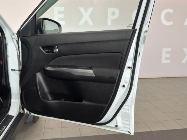 Suzuki Vitara II Рестайлинг с пробегом 2020 года, цена 2 050 000 рублей, 77005 км, внедорожник, Автокод Объявления