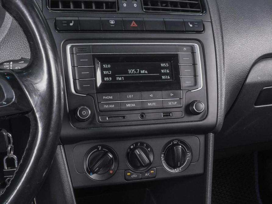 Volkswagen Polo V Рестайлинг Ростов-на-Дону  - изображение 12