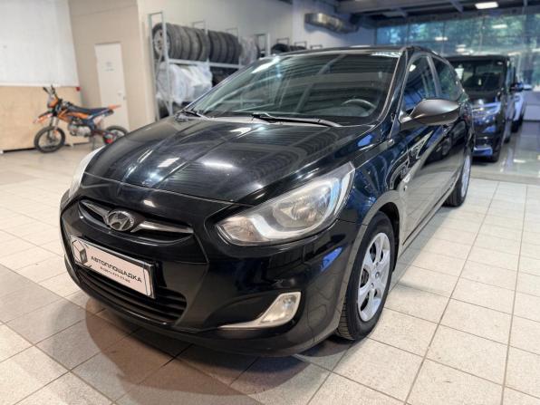 Hyundai Solaris I Рестайлинг с пробегом 2014 года, цена 849 000 рублей, 167000 км, хэтчбек, Автокод Объявления