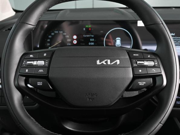 Kia Sportage V Рестайлинг с пробегом 2026 года, цена 4 099 000 рублей, 69 км, внедорожник, Автокод Объявления