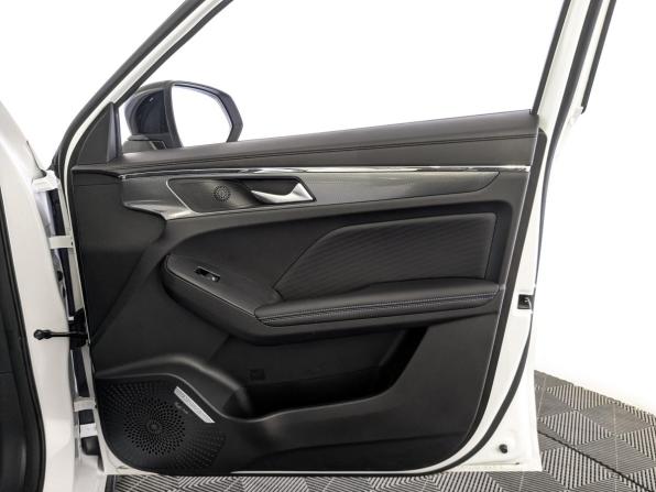Haval Jolion I Рестайлинг с пробегом 2024 года, цена 2 040 000 рублей, 12842 км, внедорожник, Автокод Объявления