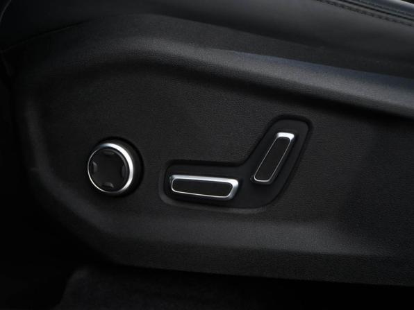 Geely Monjaro I с пробегом 2025 года, цена 3 999 077 рублей, 10180 км, внедорожник, Автокод Объявления