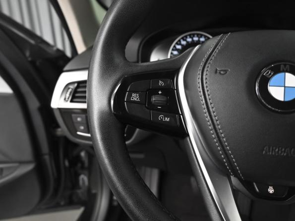 BMW 5 серии VII (G30/G31/G38) с пробегом 2018 года, цена 3 260 000 рублей, 143922 км, седан, Автокод Объявления
