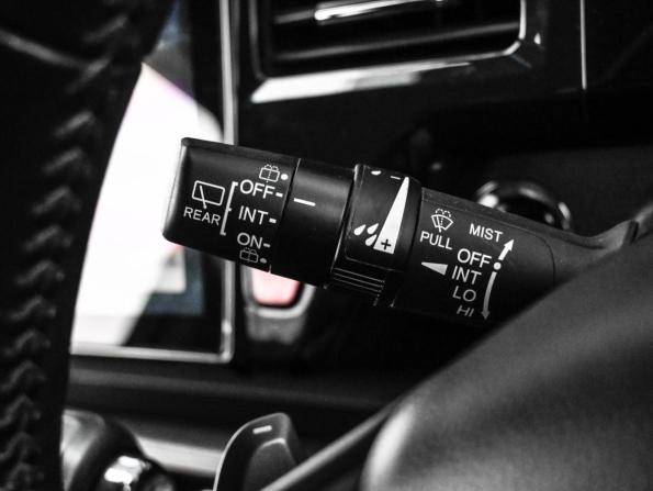 Honda Stepwgn V Рестайлинг с пробегом 2019 года, цена 2 249 000 рублей, 98061 км, минивэн, Автокод Объявления