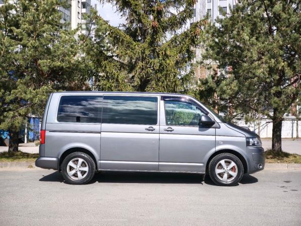 Volkswagen Caravelle T5 Рестайлинг с пробегом 2011 года, цена 1 700 000 рублей, 263953 км, минивэн, Автокод Объявления