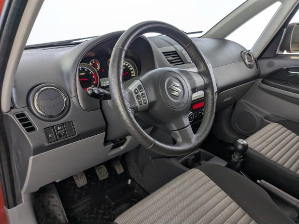 Suzuki SX4 I (Classic) Рестайлинг с пробегом 2011 года, цена 1 100 000 рублей, 27660 км, хэтчбек, Автокод Объявления