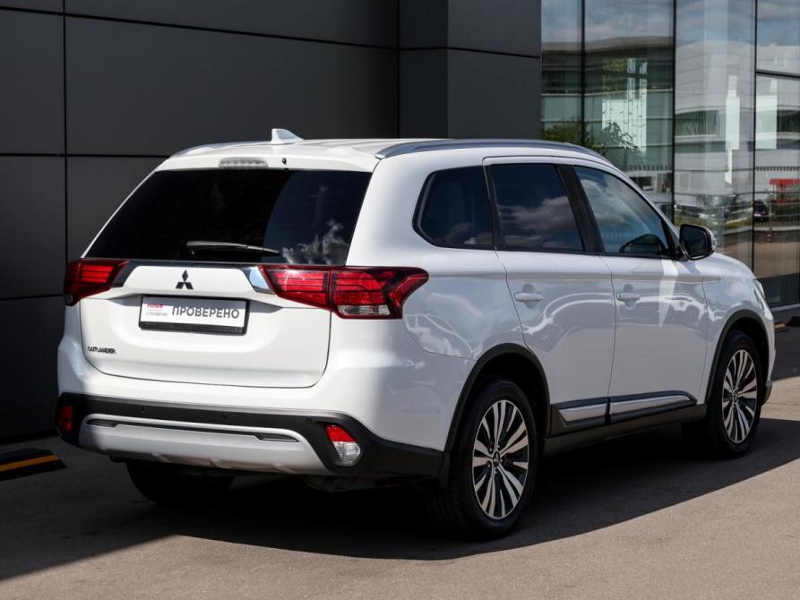 Mitsubishi Outlander III Рестайлинг 3 Москва  - изображение 5