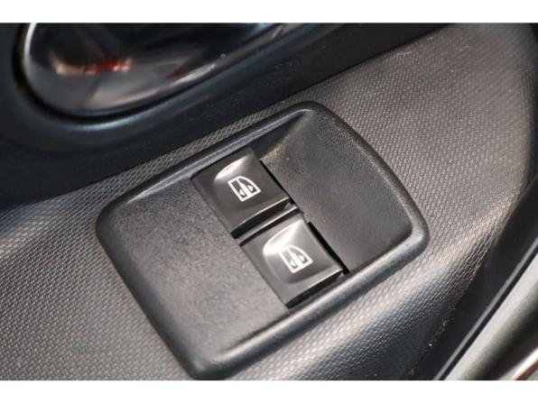 Renault Sandero II с пробегом 2015 года, цена 950 000 рублей, 105722 км, хэтчбек, Автокод Объявления