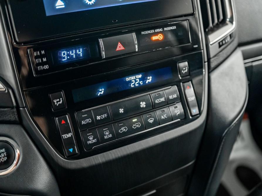Toyota Land Cruiser 200 Series Рестайлинг 2 Красноярск  - изображение 15