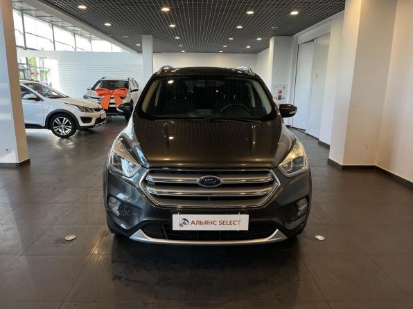 Ford Kuga II Рестайлинг с пробегом 2018 года, цена 1 650 000 рублей, 76500 км, внедорожник, Автокод Объявления
