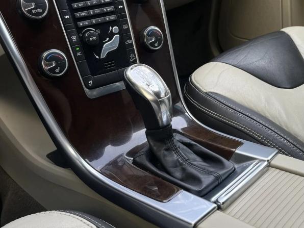 Volvo XC60 I с пробегом 2012 года, цена 1 045 000 рублей, 265568 км, внедорожник, Автокод Объявления